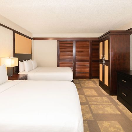 Doubletree By Hilton Hotel Orlando At Seaworld Williamsburg Exterior foto